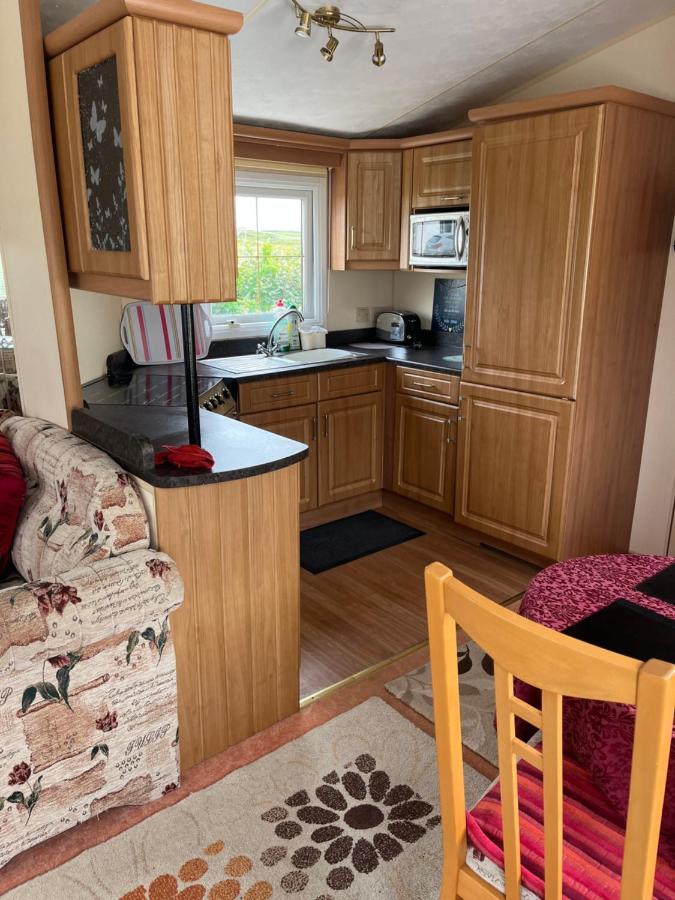 فيلا Seaside Chalet Quilty المظهر الخارجي الصورة